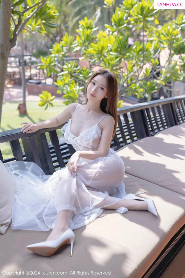  [XiuRen]高清写真图 2024.03.27 No.8302 杏子Yada 泰国旅拍第32张图片